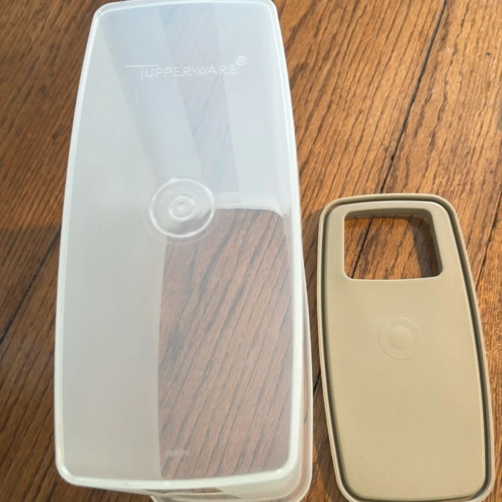 Vintage Tupperware Cereal Keeper Storage Container